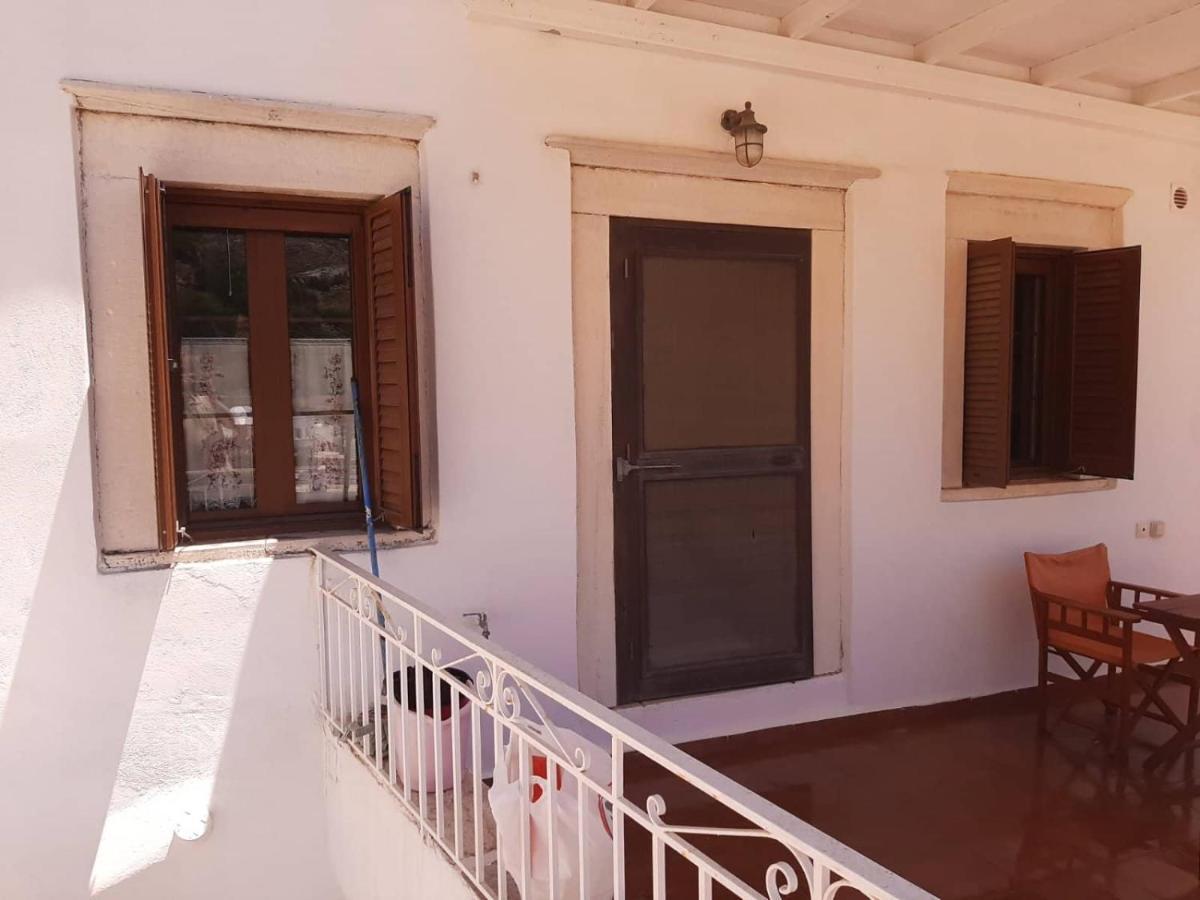 Bella Vista Montagna Apartment Aperathos ภายนอก รูปภาพ
